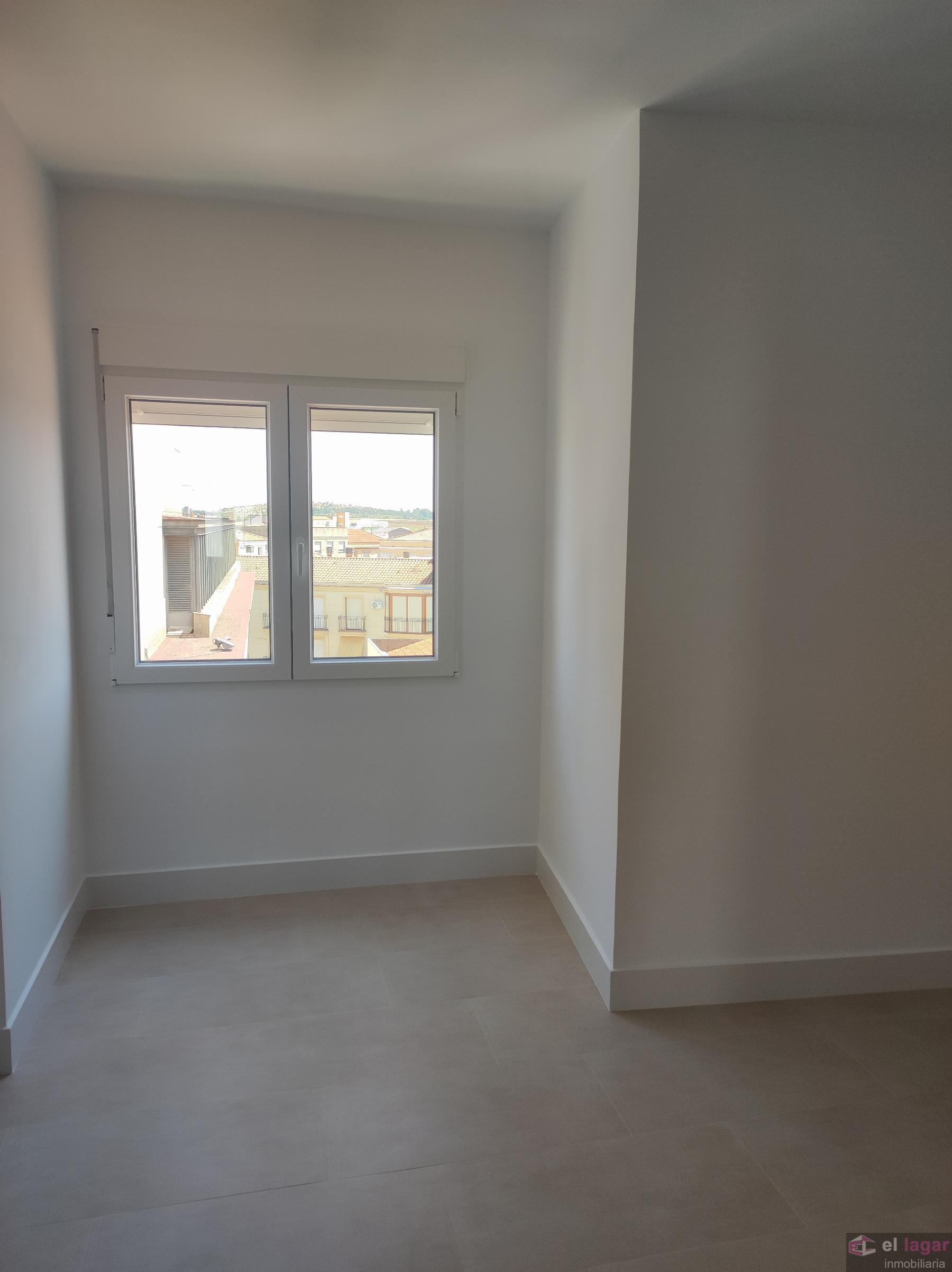 For rent of apartment in Montijo