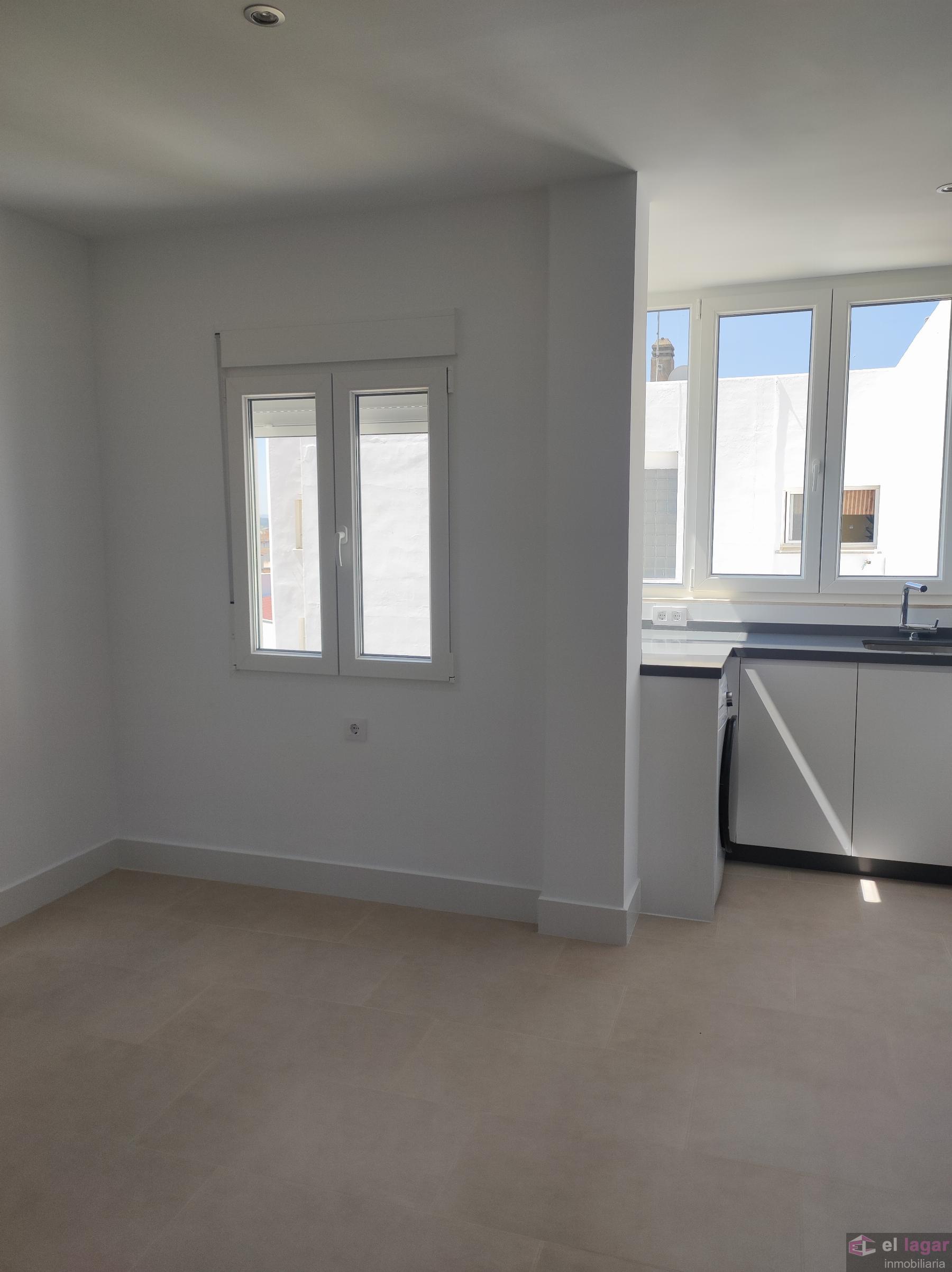 For rent of apartment in Montijo