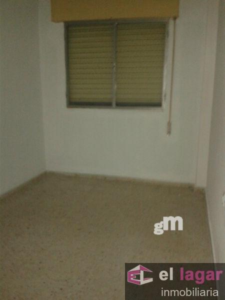 For sale of flat in Puebla de la Calzada