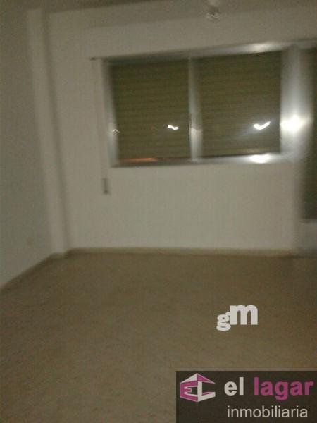 For sale of flat in Puebla de la Calzada