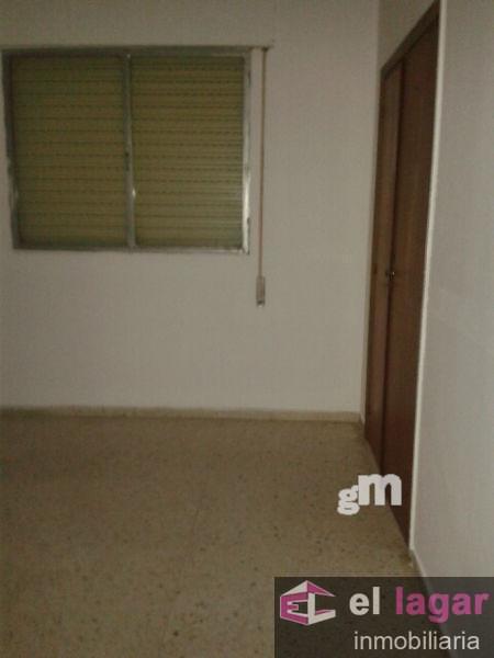 For sale of flat in Puebla de la Calzada