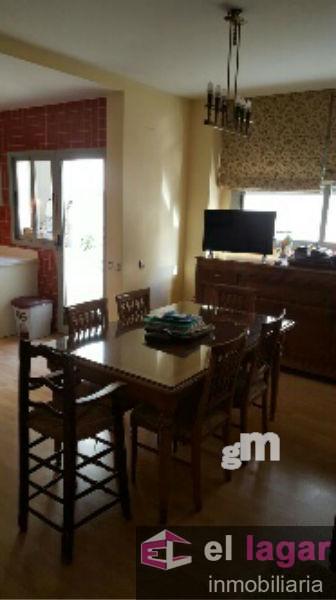 For sale of flat in Montijo