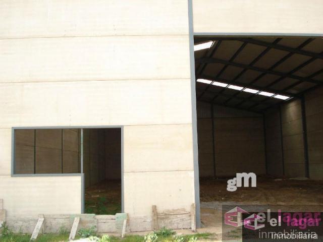 For sale of industrial plant/warehouse in Puebla de la Calzada