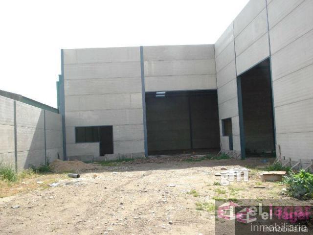 Venta de nave industrial en Puebla de la Calzada