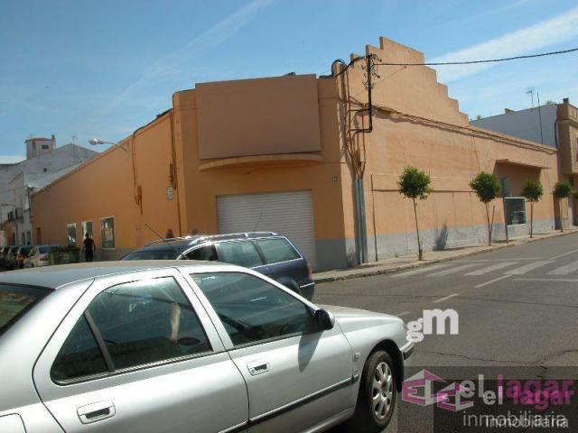 Alquiler de local comercial en Montijo