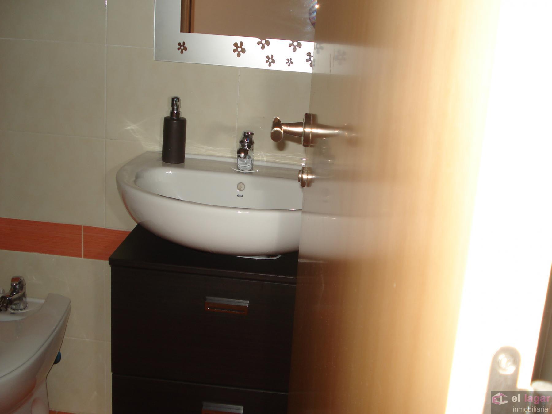 For rent of flat in Montijo