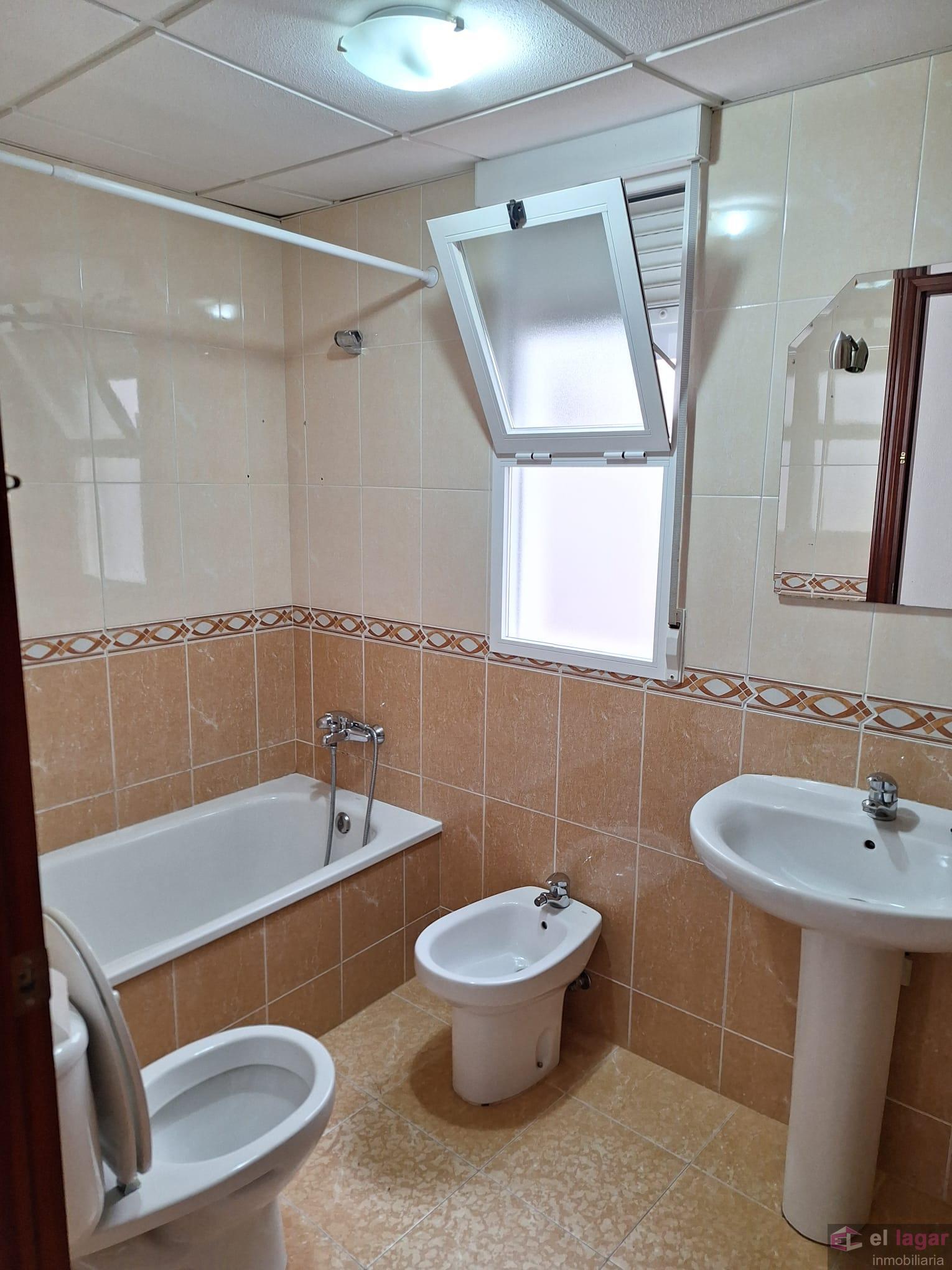 Venta de piso en Montijo