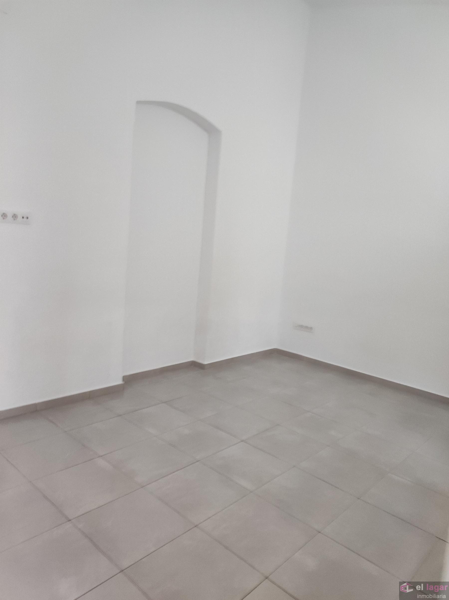 For rent of house in Montijo