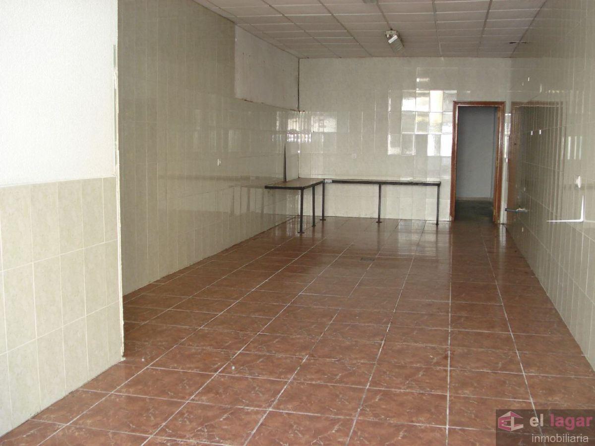 Alquiler de local comercial en Montijo