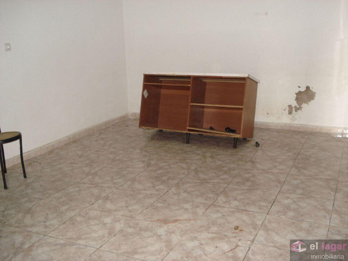 Alquiler de local comercial en Montijo