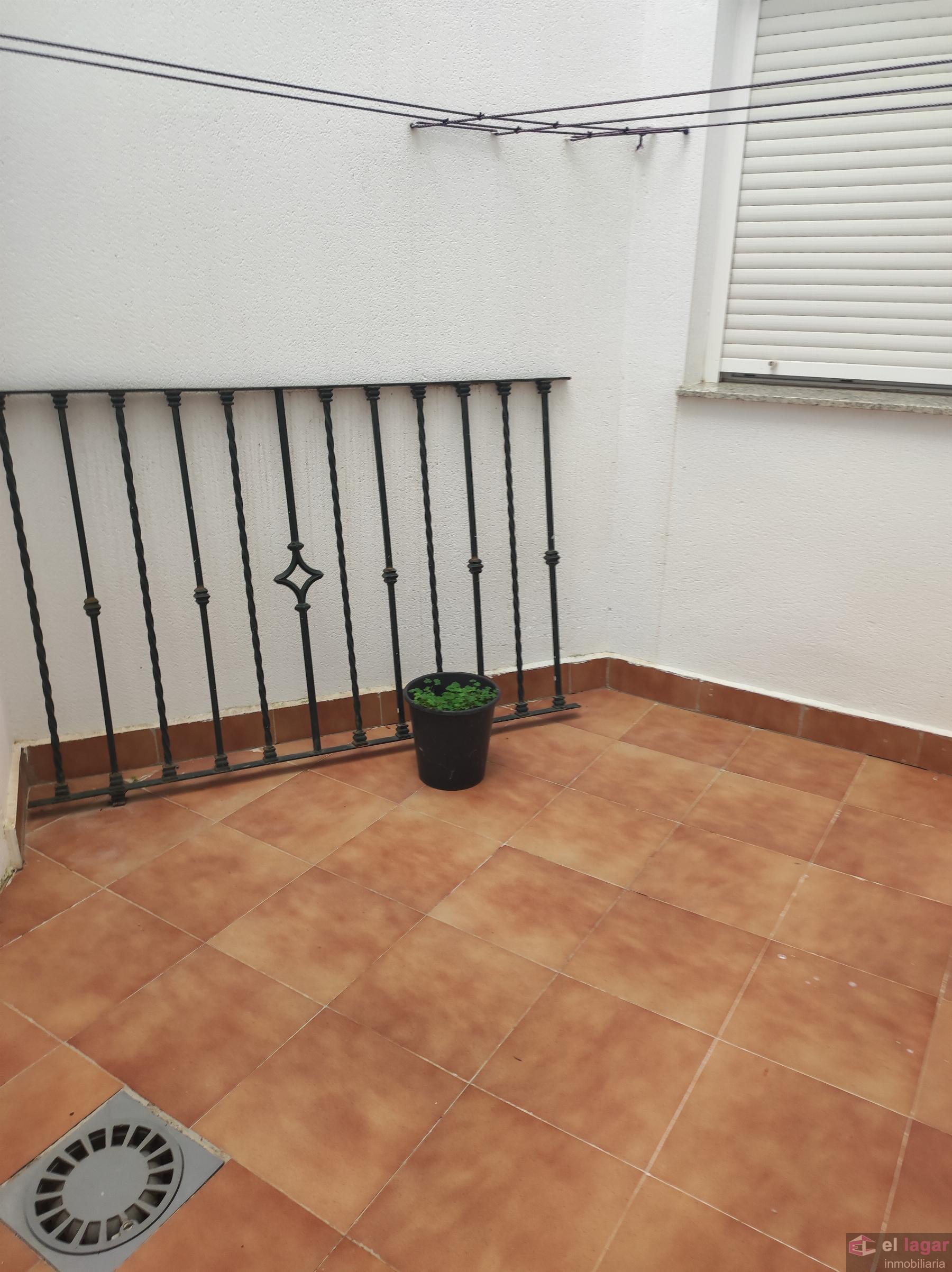 For rent of flat in Montijo