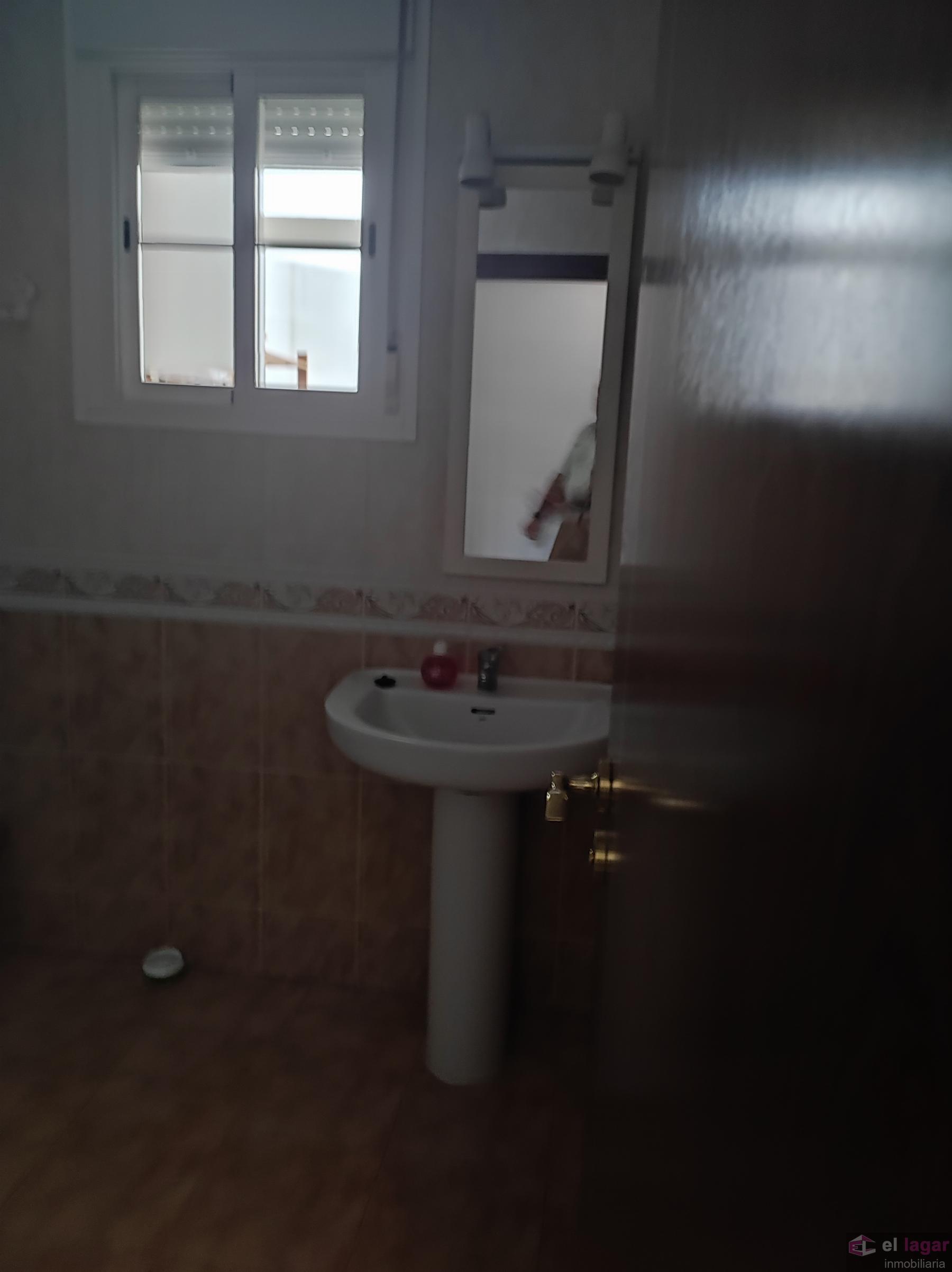 For rent of flat in Montijo
