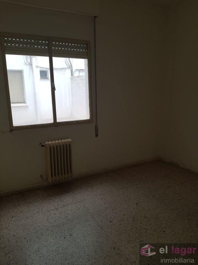 For sale of flat in Montijo