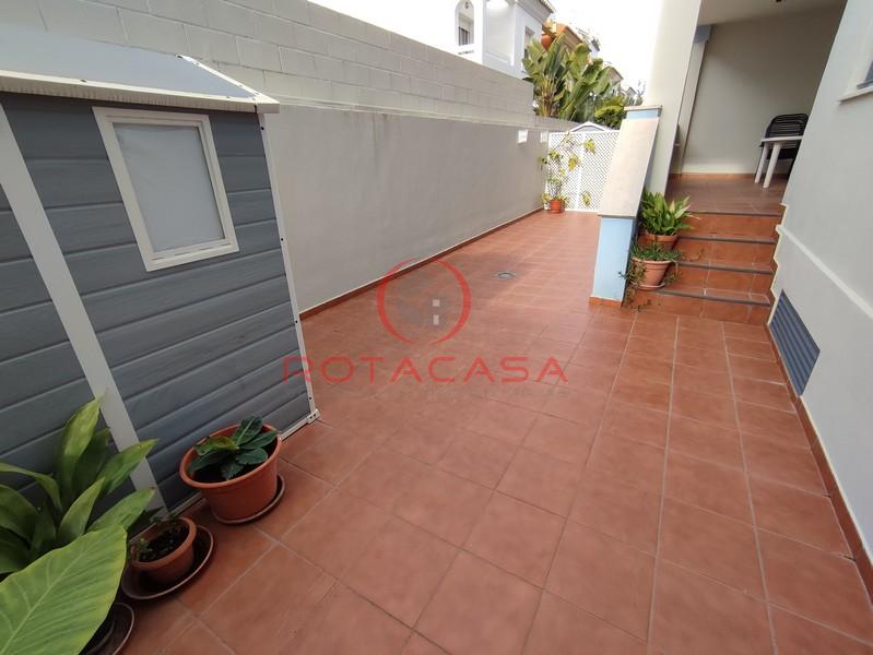For sale of flat in Rota