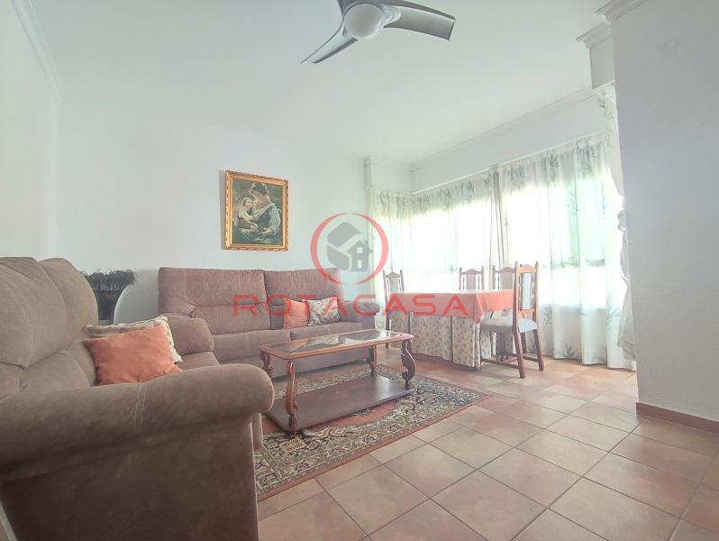 For sale of flat in Rota