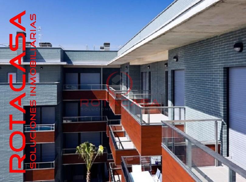 For sale of garage in Rota