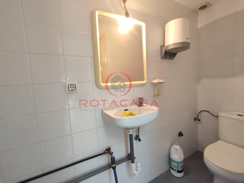 For sale of commercial in Rota