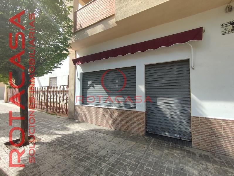 Venta de local comercial en Rota