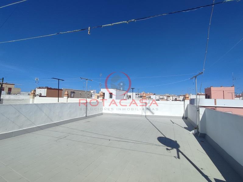 For sale of flat in Rota
