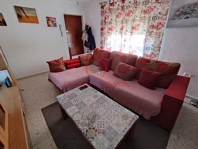 For sale of flat in Rota