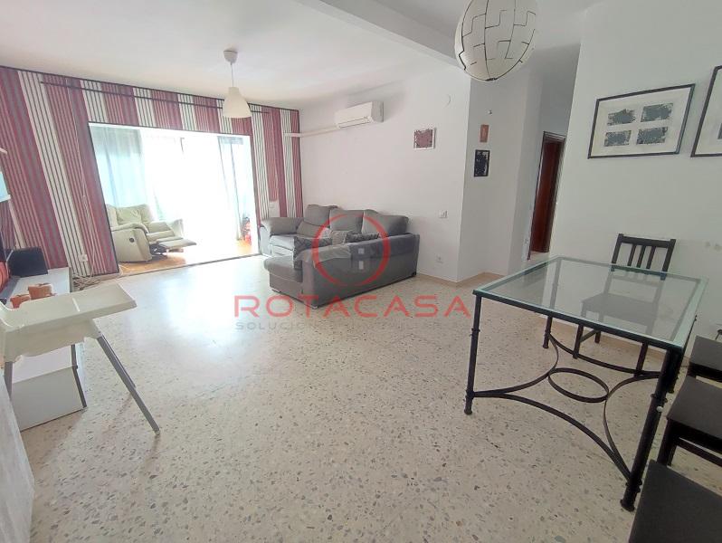 For sale of flat in Rota