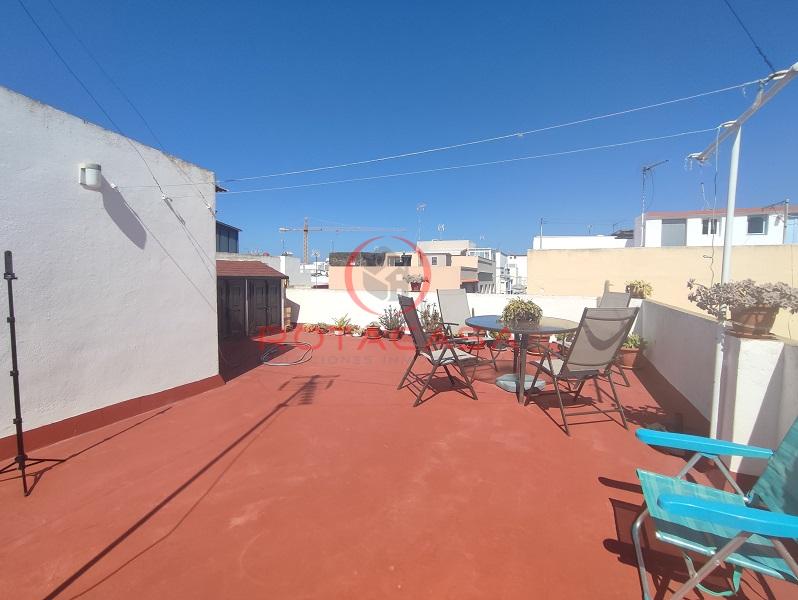 For sale of flat in Rota