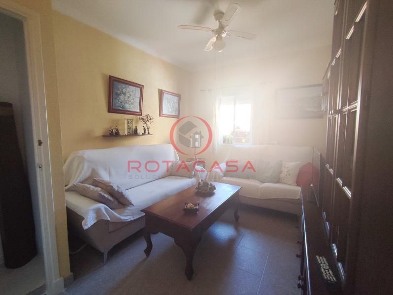 For sale of flat in Rota