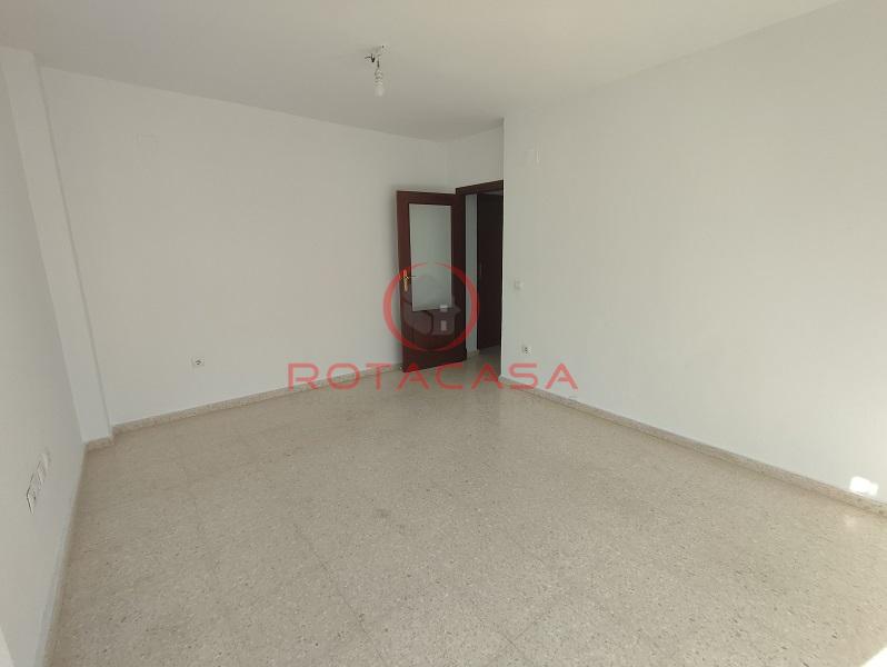 For sale of flat in Rota