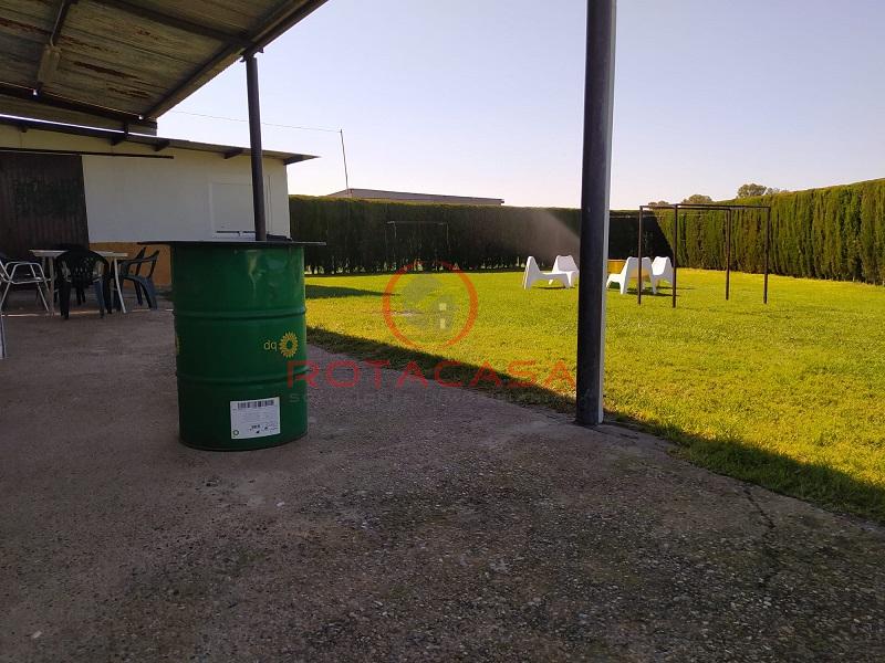 For sale of rural property in Rota