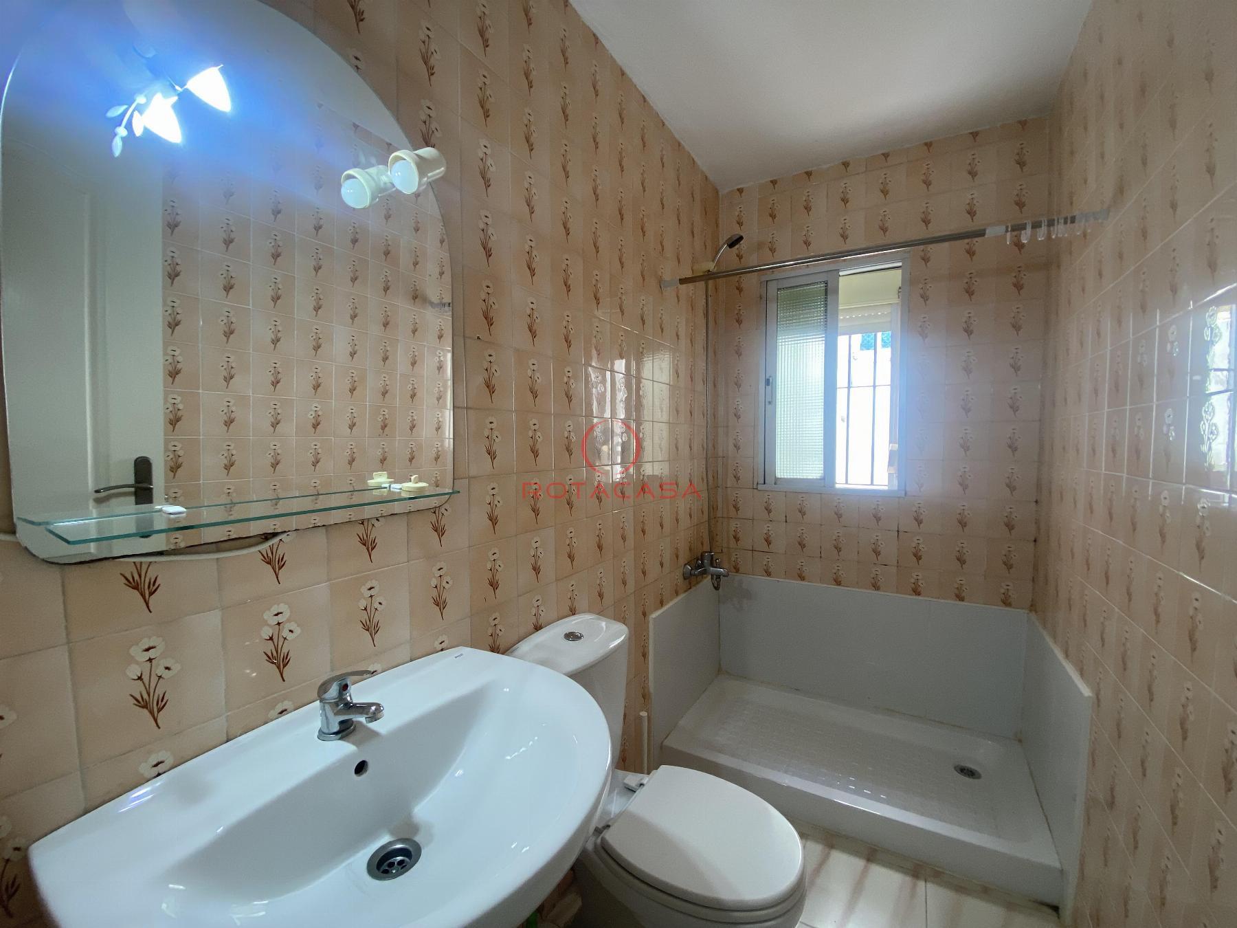 For sale of flat in Rota