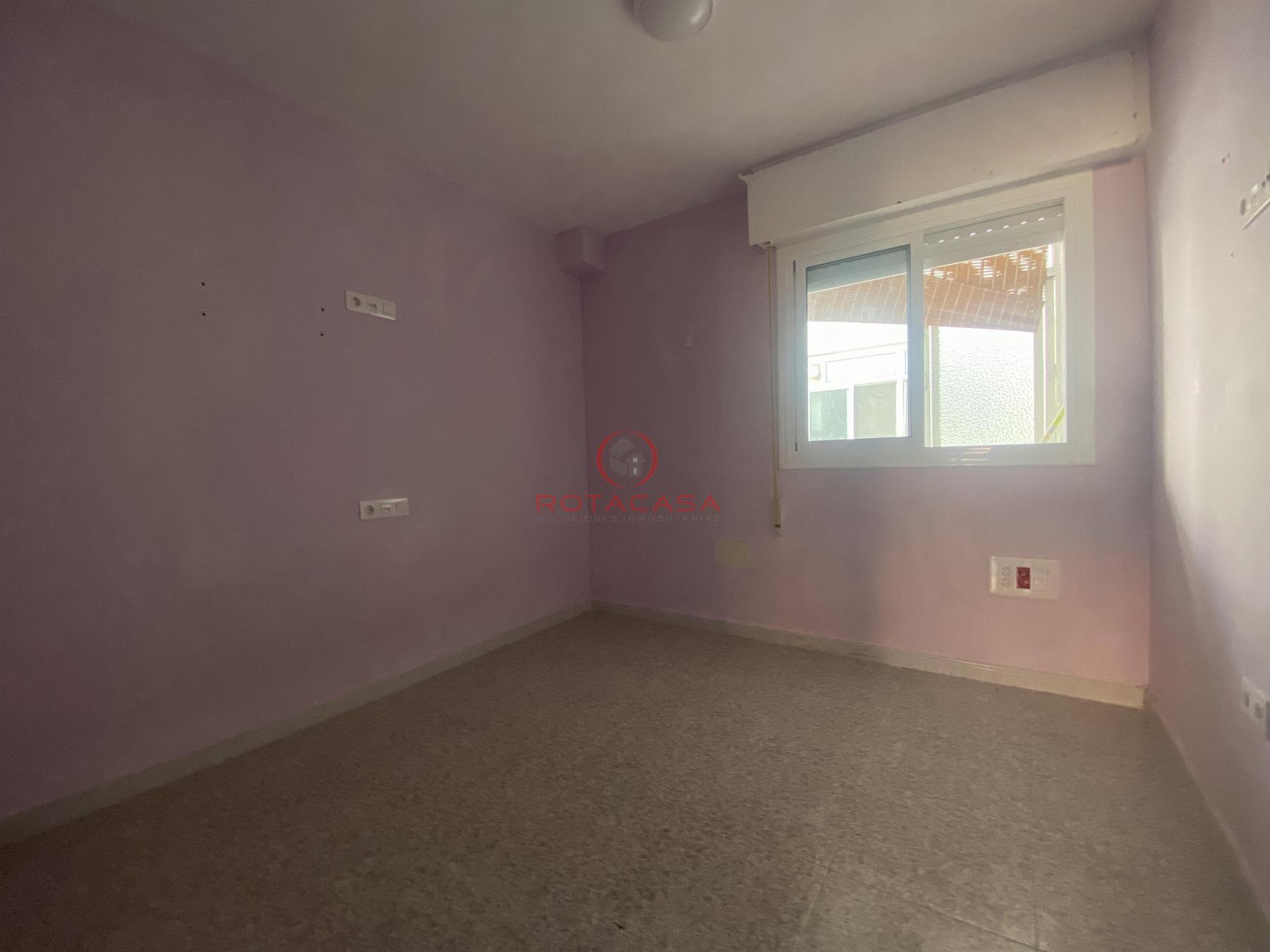 For sale of flat in Rota