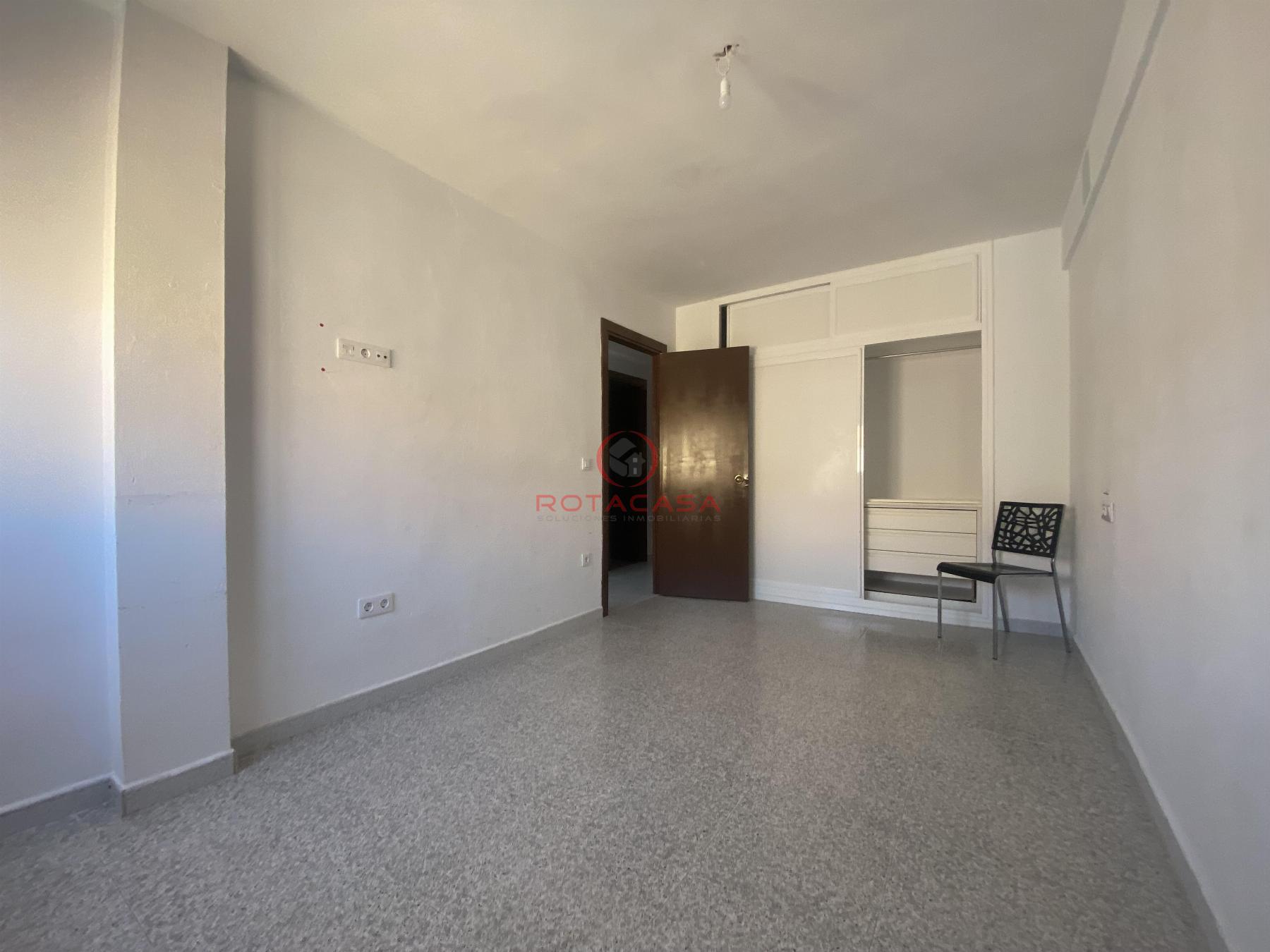 For sale of flat in Rota