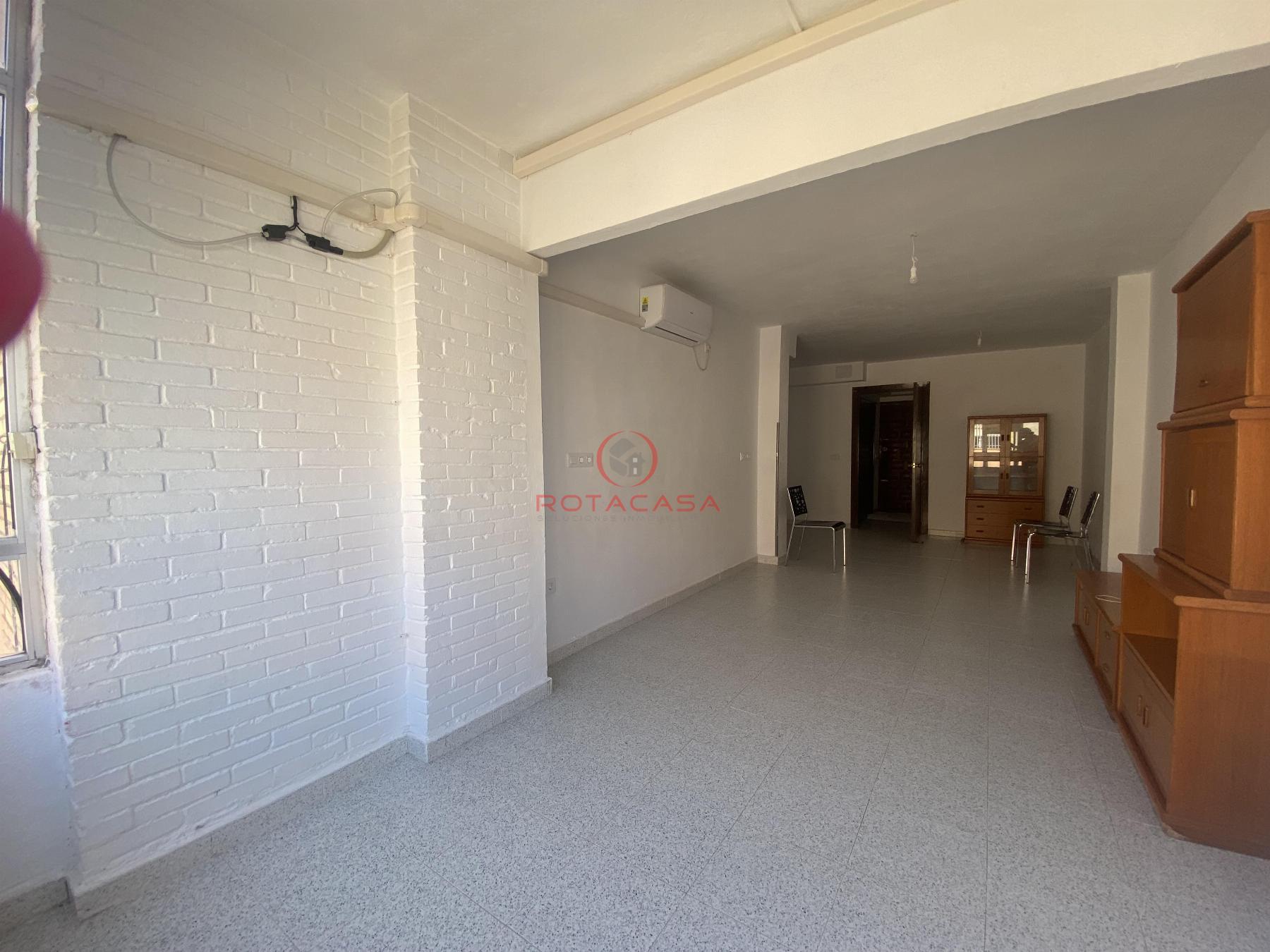 For sale of flat in Rota