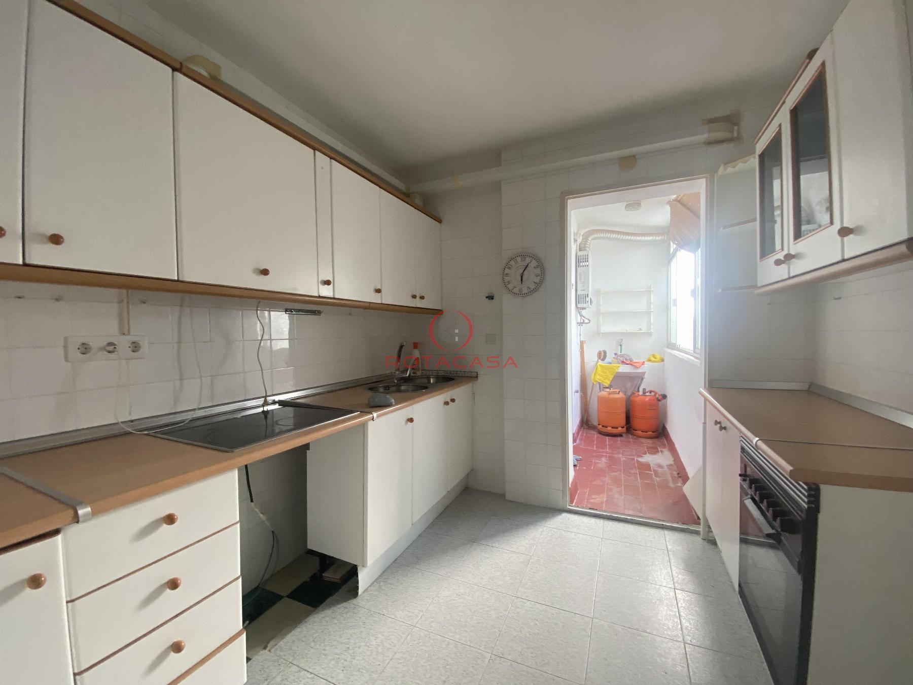 For sale of flat in Rota