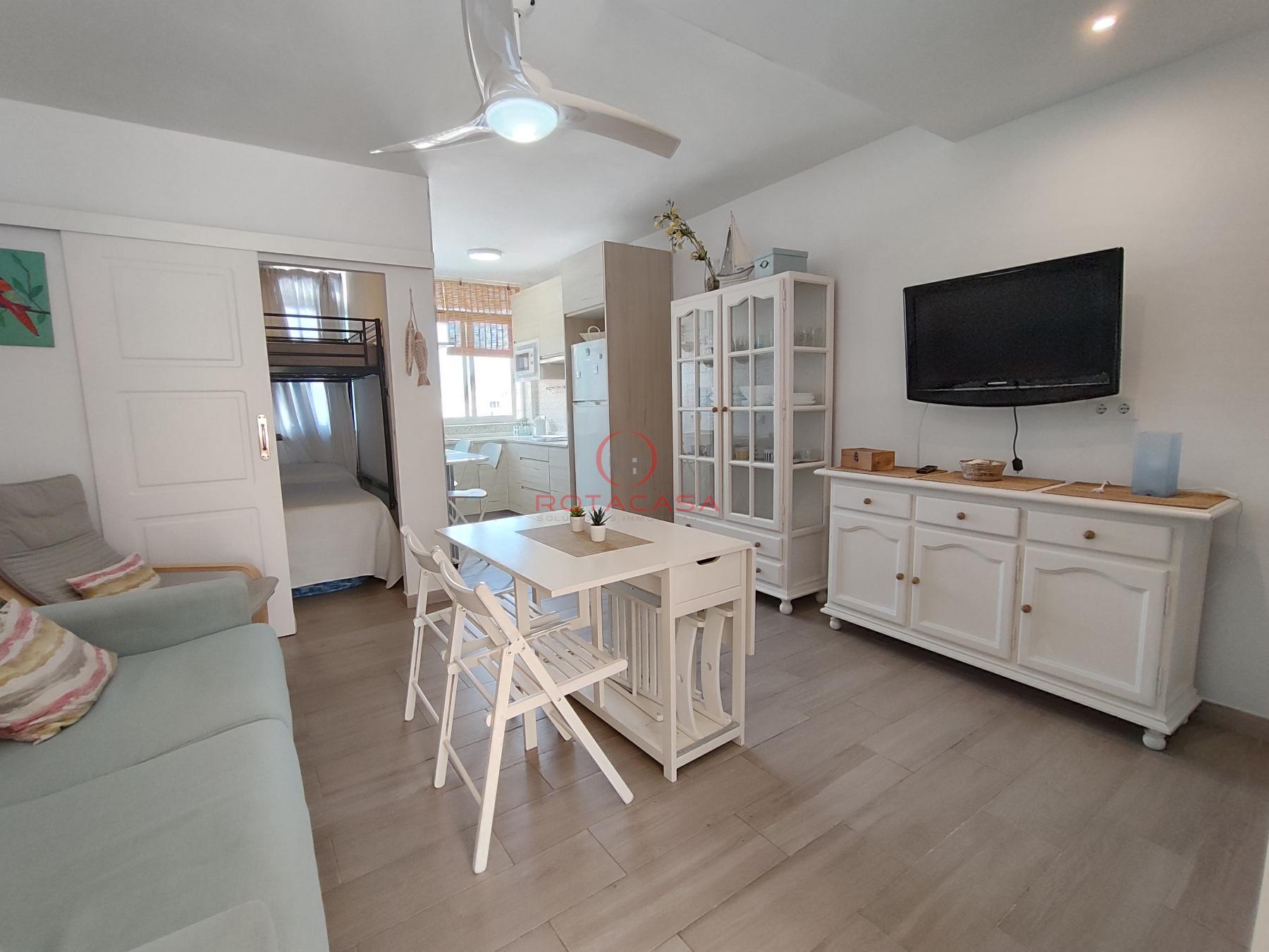 For sale of apartment in Rota