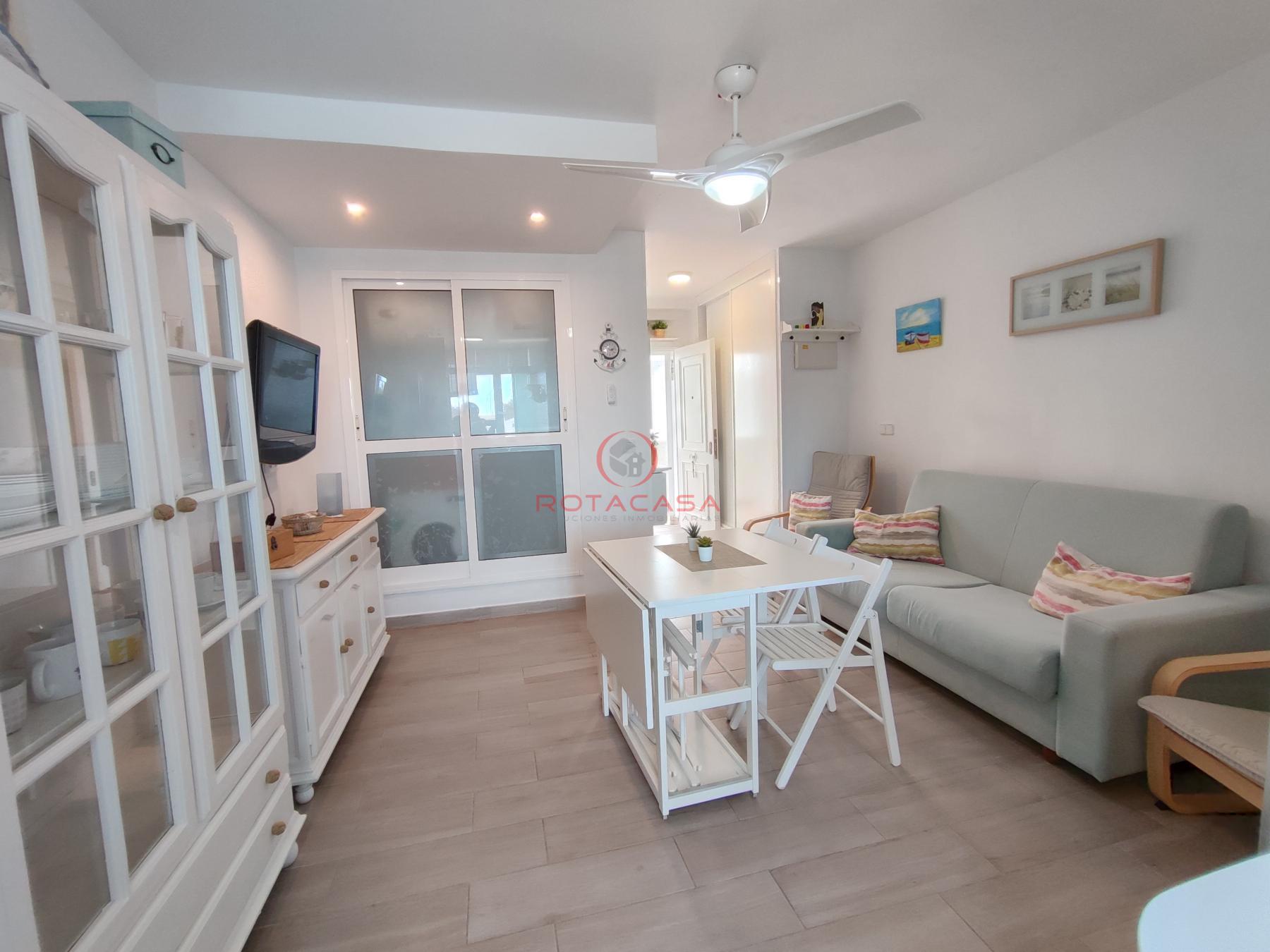 For sale of apartment in Rota
