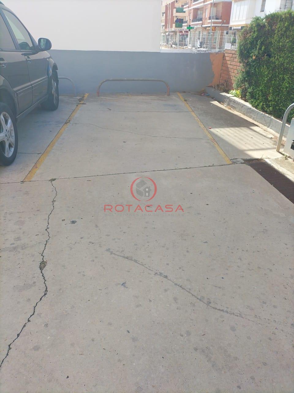 For sale of commercial in Rota