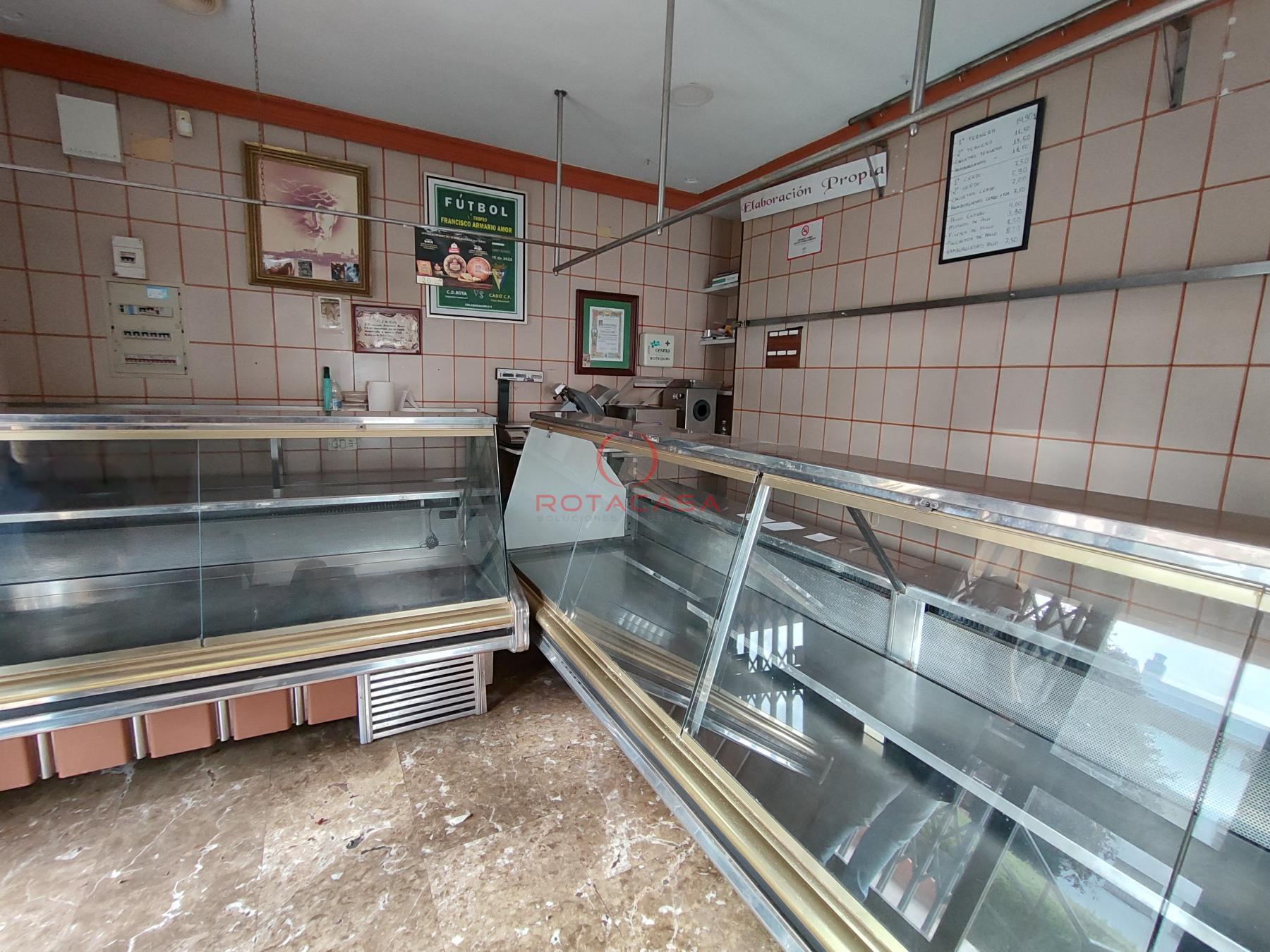 For sale of commercial in Rota
