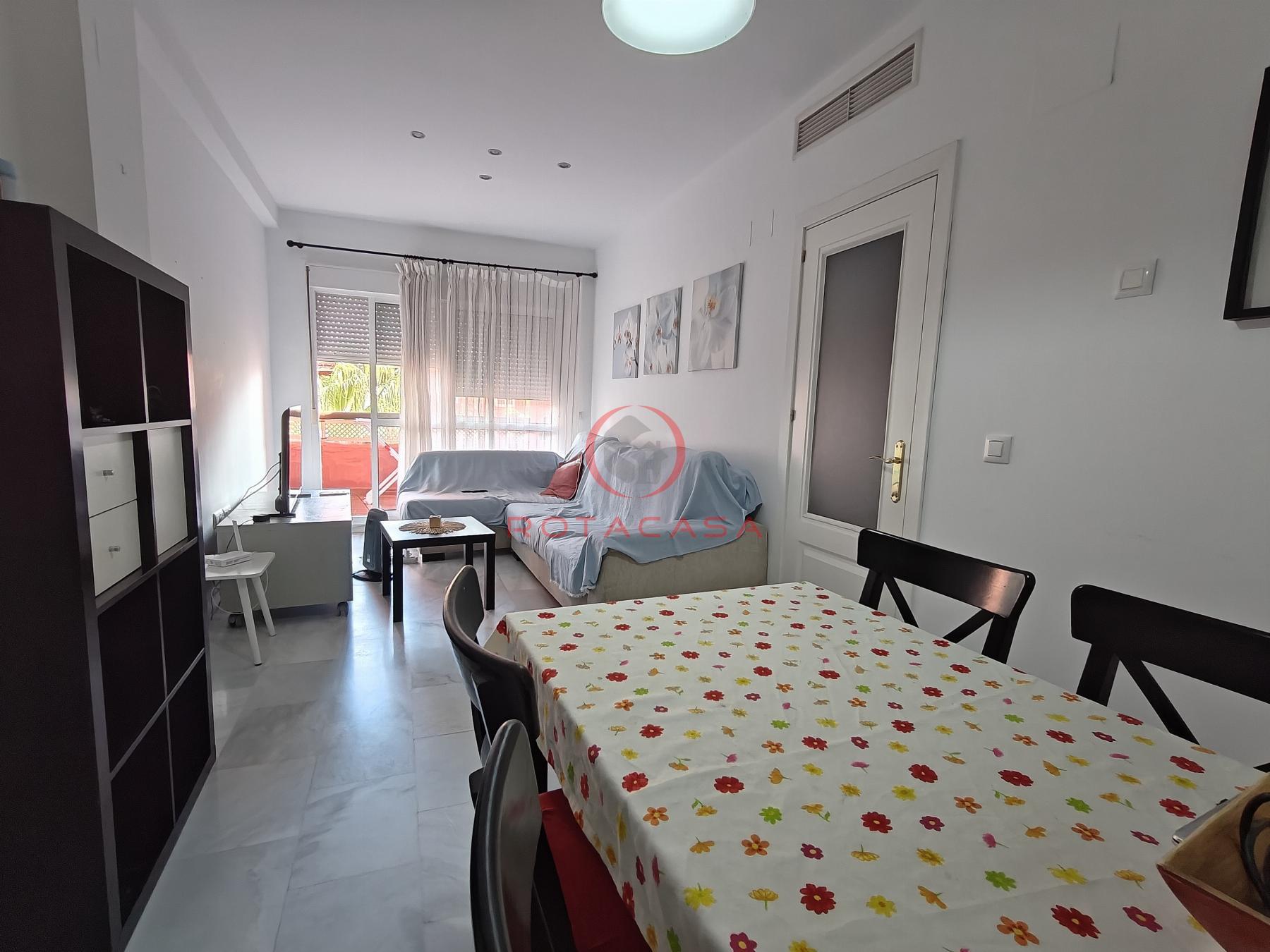 For sale of flat in Rota