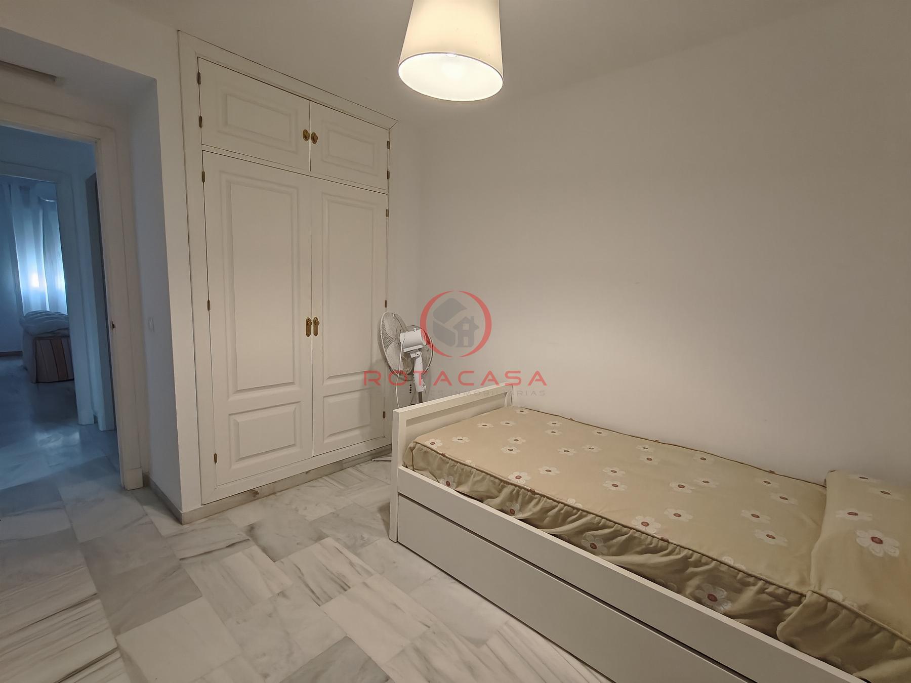 For sale of flat in Rota