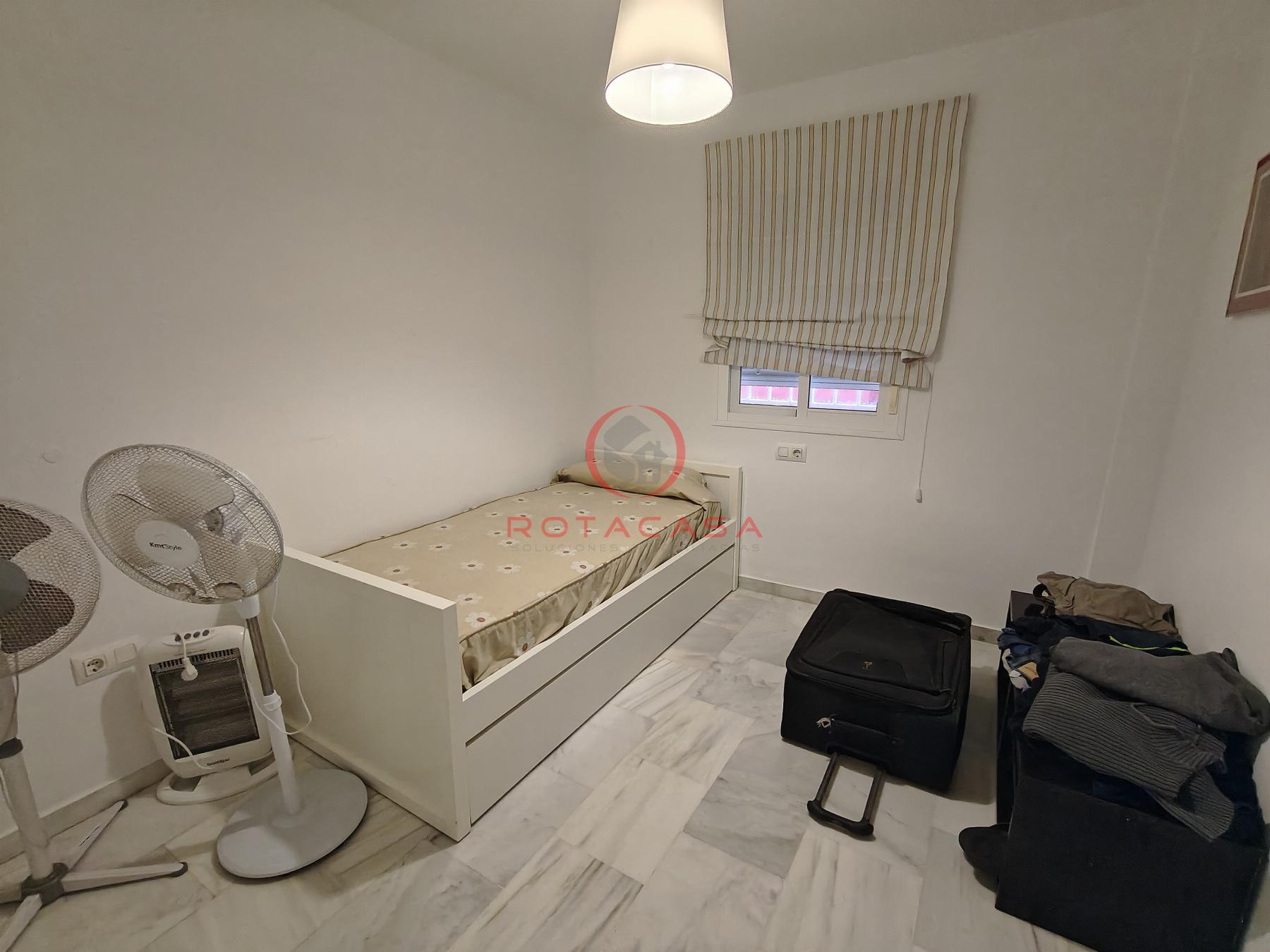 For sale of flat in Rota
