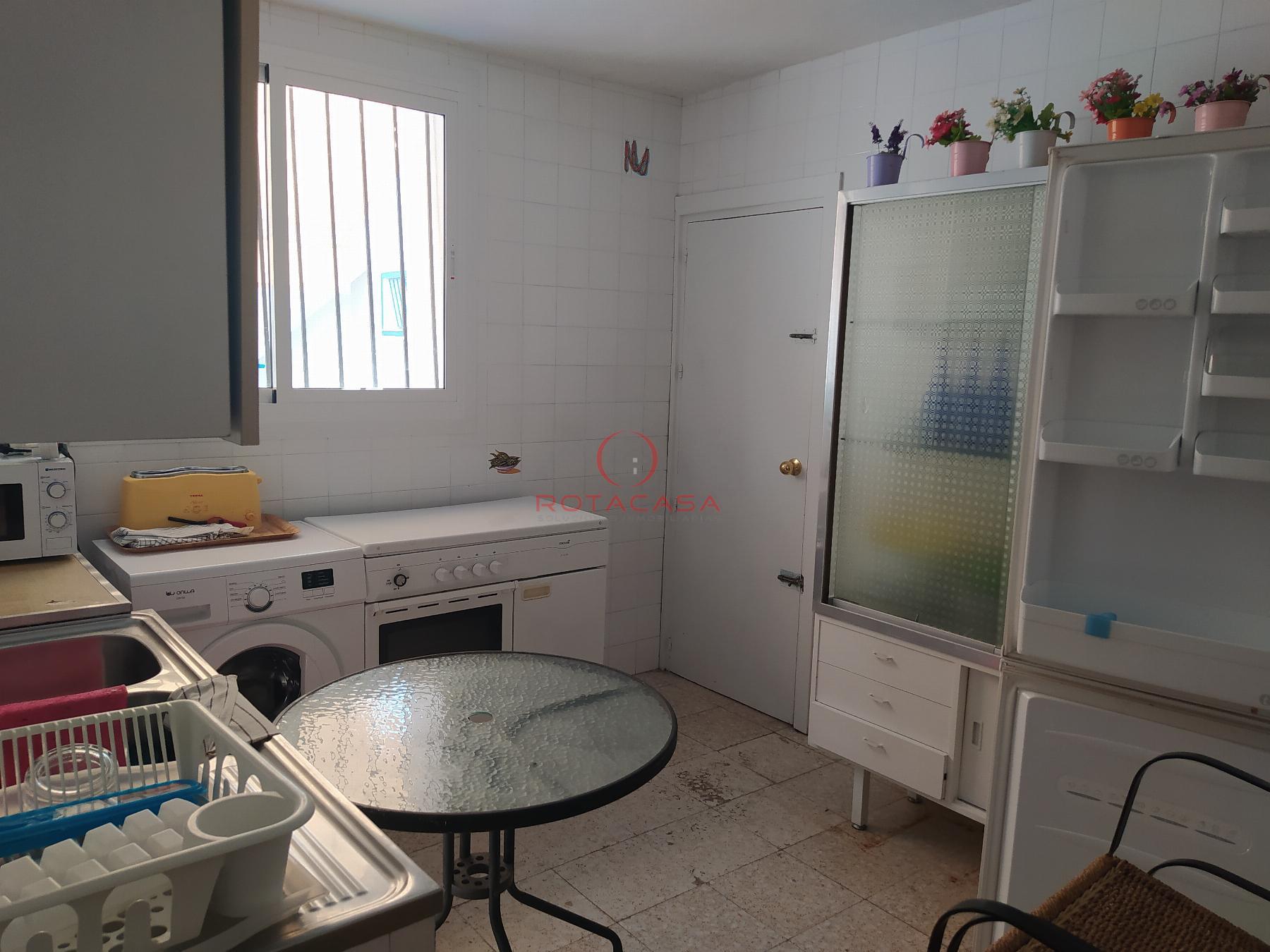 For sale of house in Rota