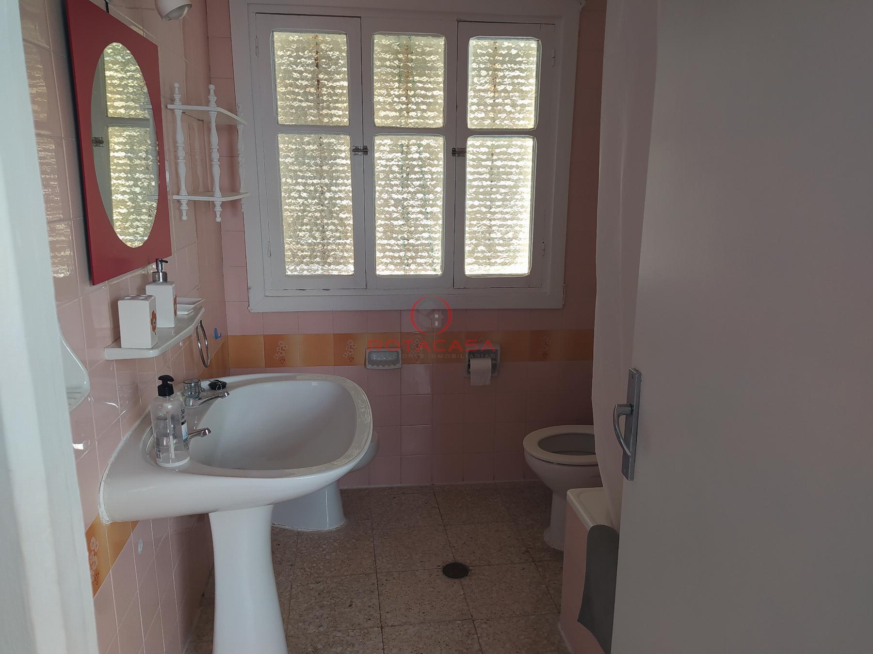 For sale of house in Rota
