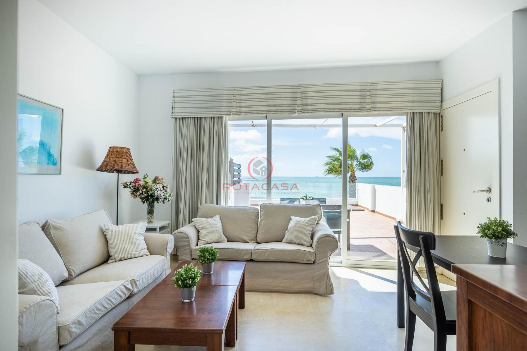 For sale of apartment in Rota