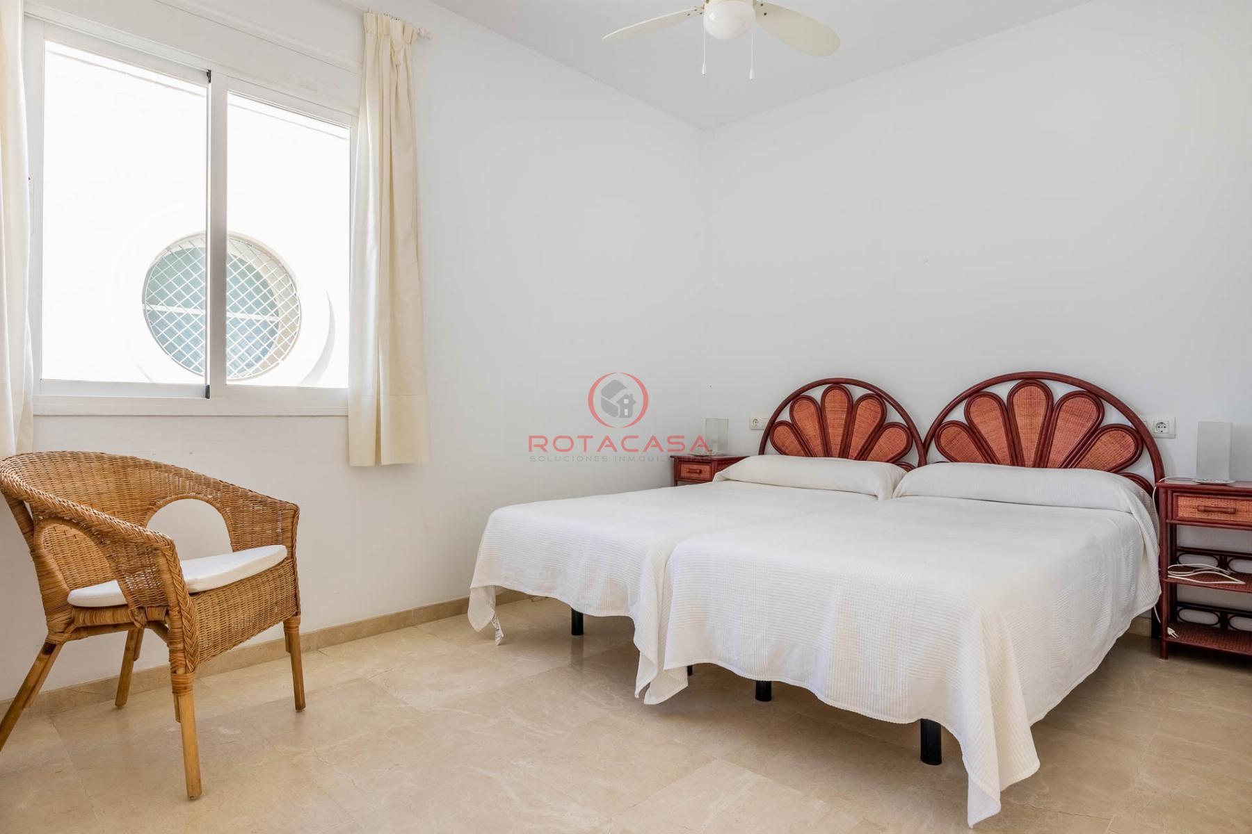 For sale of apartment in Rota