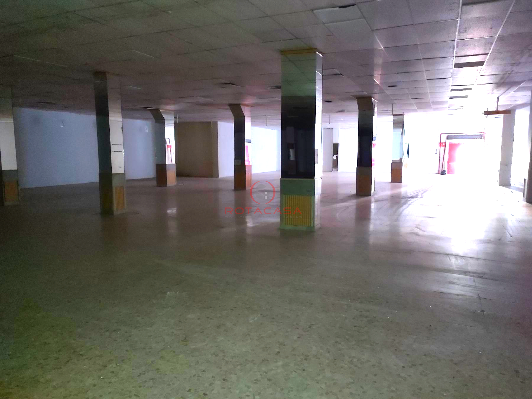 For sale of commercial in Rota
