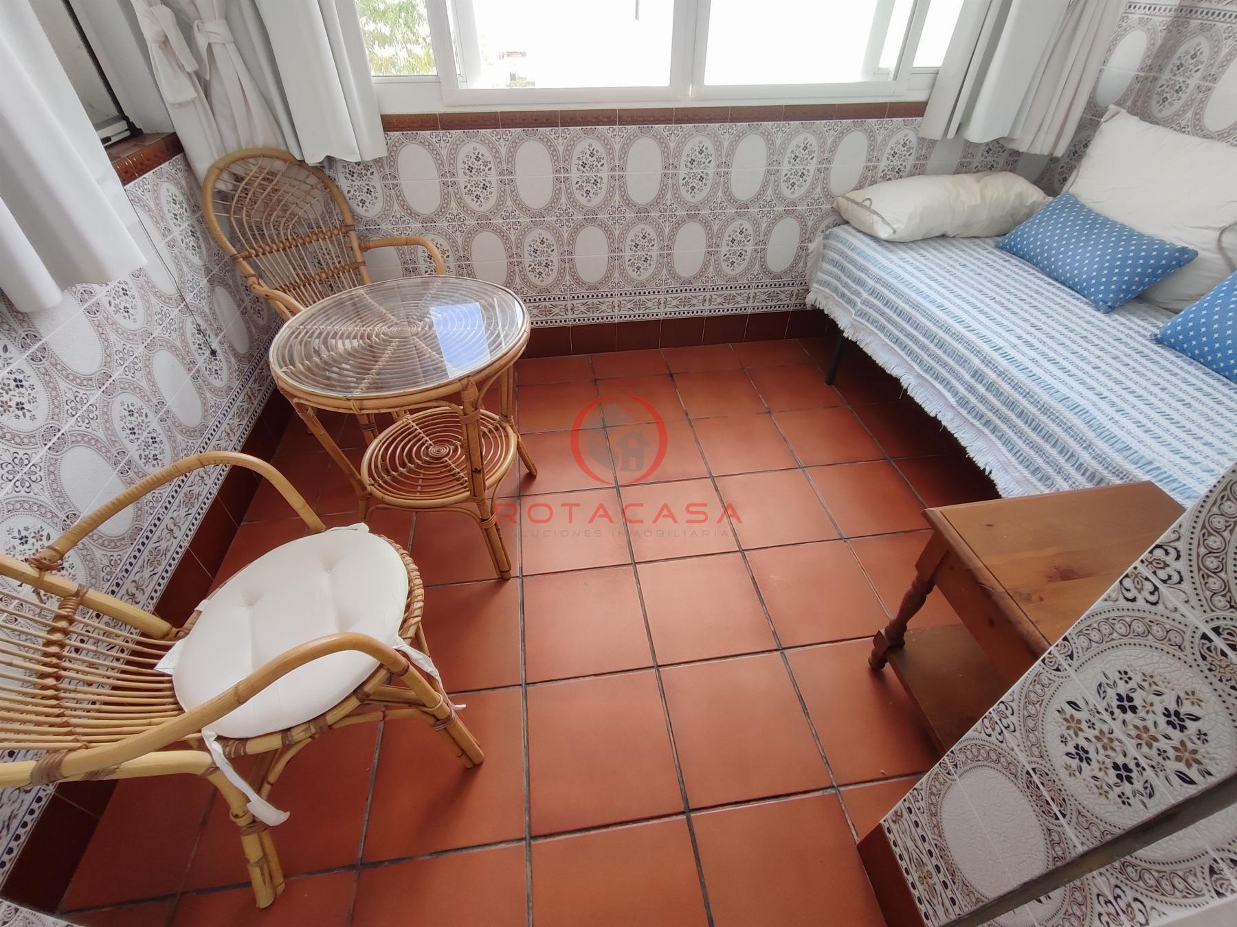 For sale of apartment in Rota