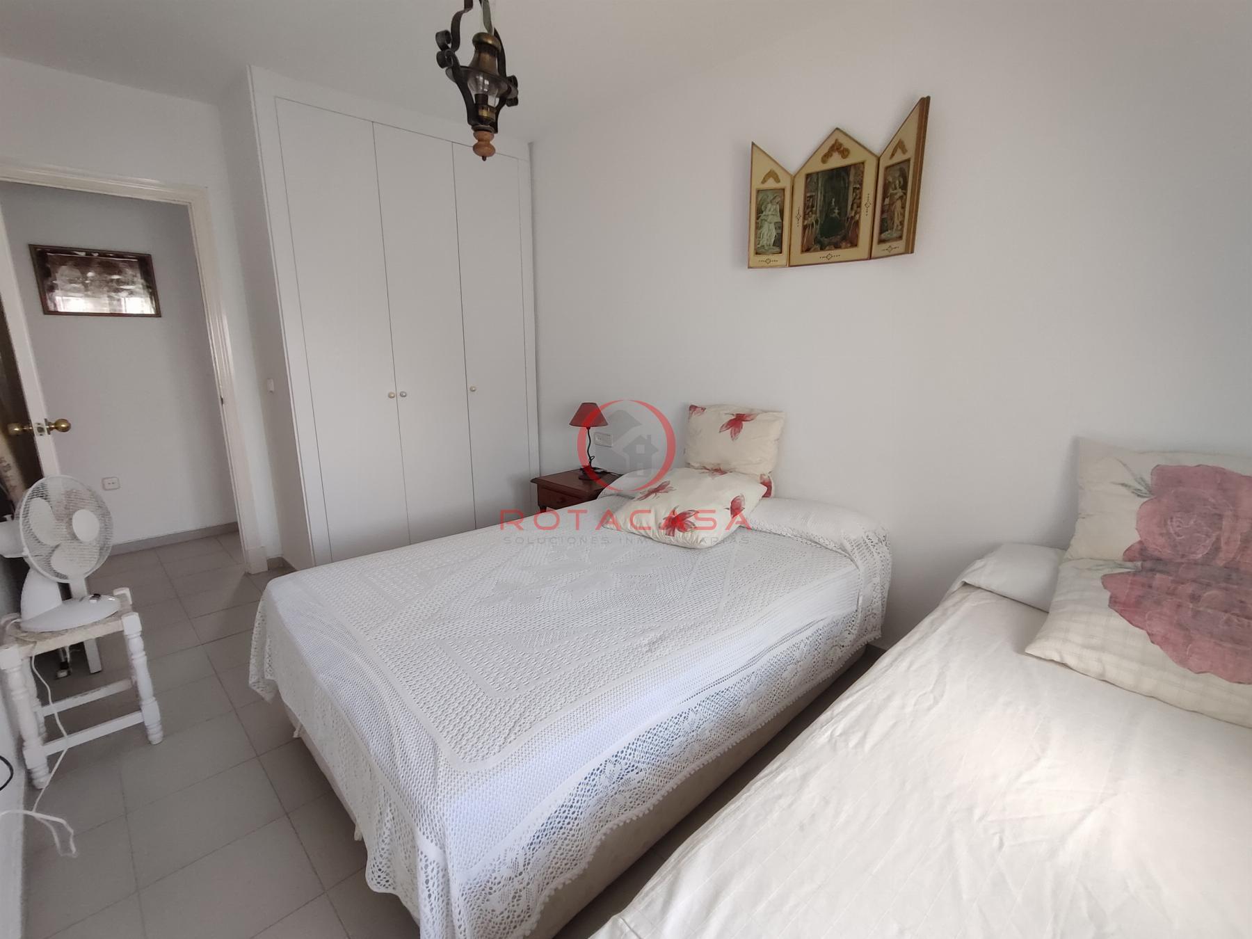 For sale of apartment in Rota