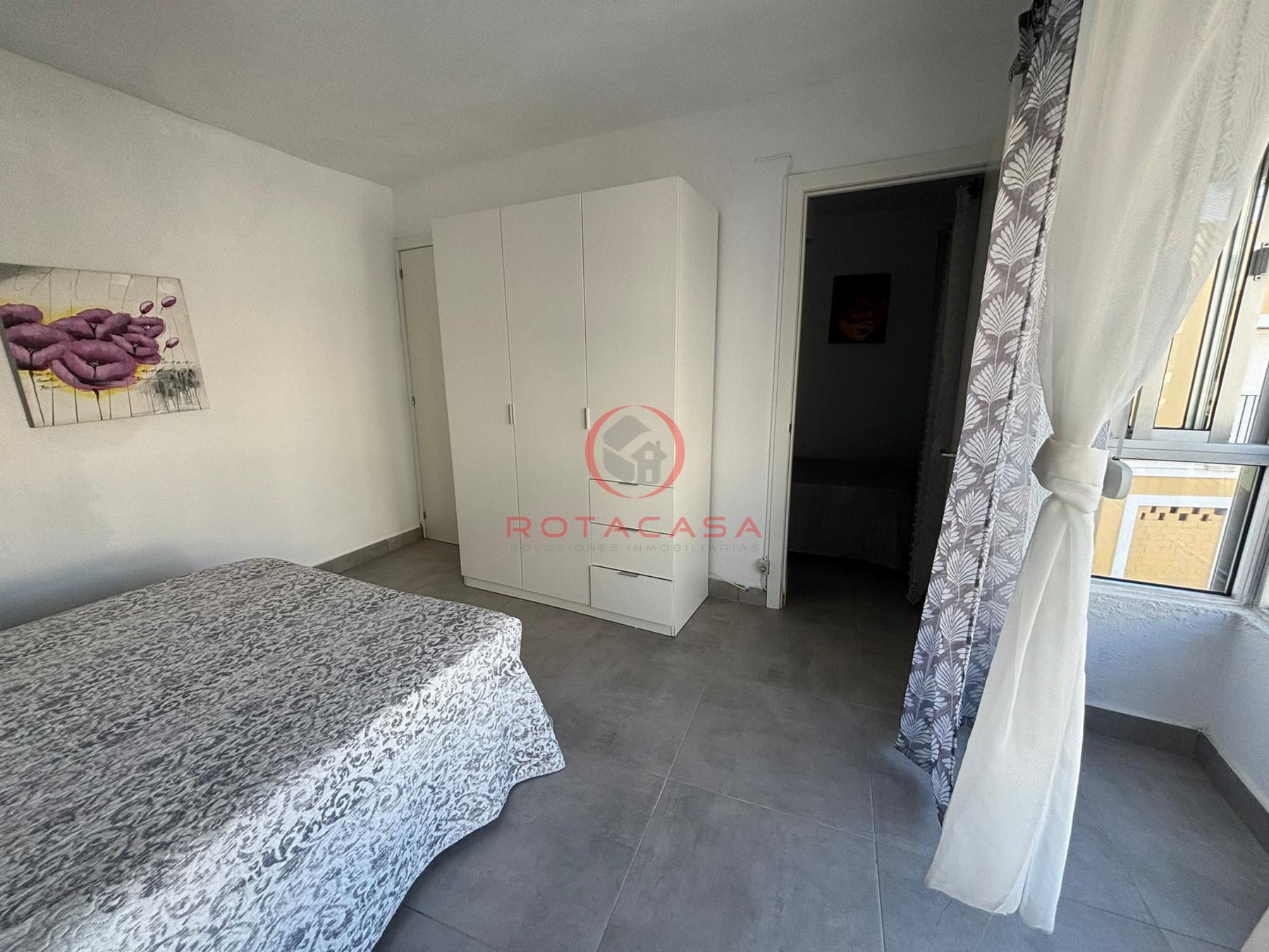 For sale of duplex in Rota