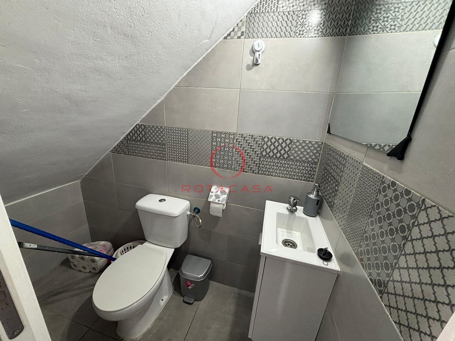 For sale of duplex in Rota